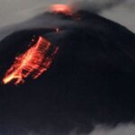 Semeru Volcano Eruption (source: Antara Foto/Umarul Faruq)